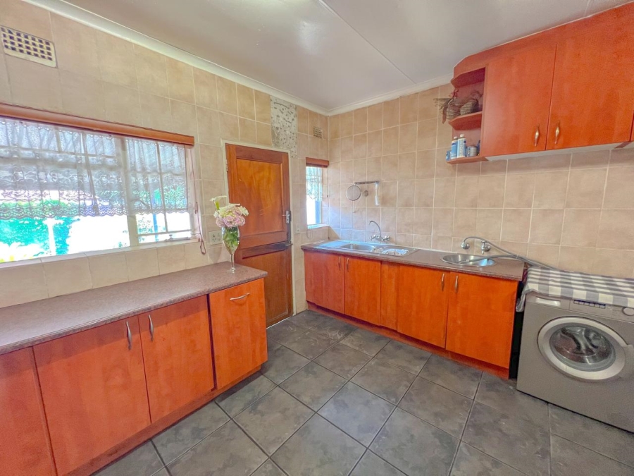 3 Bedroom Property for Sale in Roodia Free State